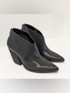 Vince Camuto - Grishell Leather Booties